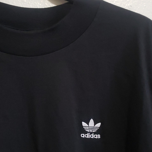 NEW Adidas Originals Tee - Picture 10 of 16